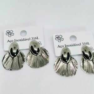 Brinco de aço inox 6
