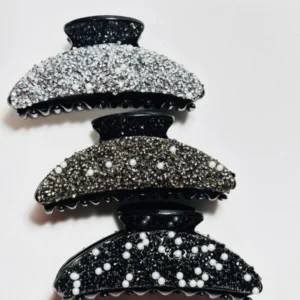 Piranha de Cabelo Luxo Arqueada Cravejada com Micro-Cristais e Mini Pérolas